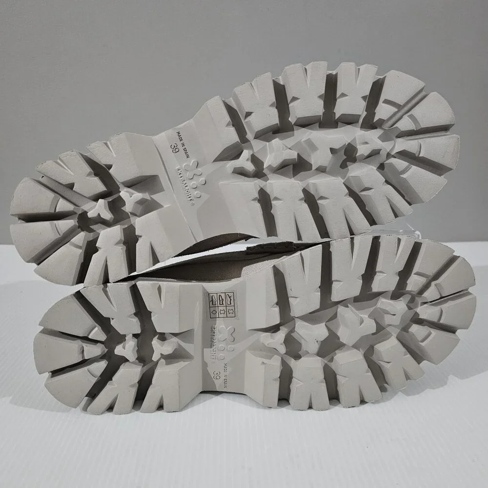 Pedro Garcia Cream Suede Lug Sole Loafers